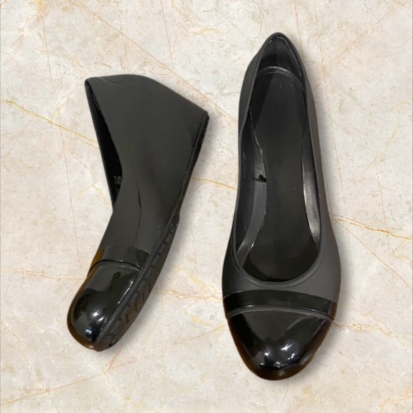 Crocs Women Wedge Cap Toe Slip-on Rubber Black Shoes Size 10W (fits like 9 1/2) - Picture 3 of 7